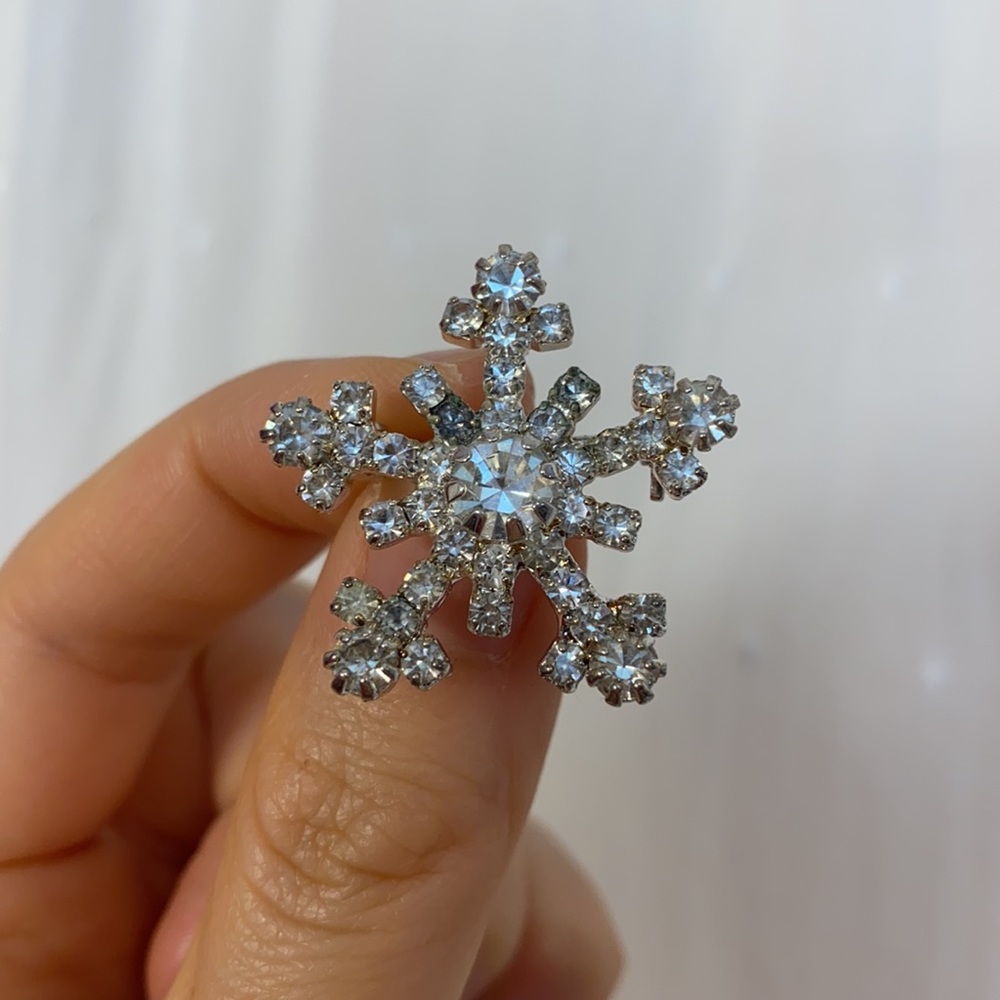 💛BOGO💛 Brooch Pins - Picture 5 of 10